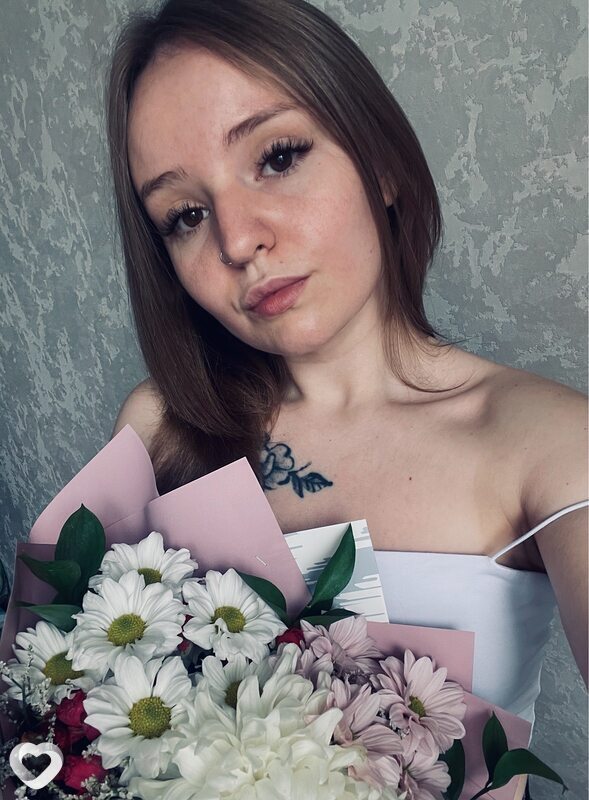 Екатерина, 23, Югорске — анкета №2680713