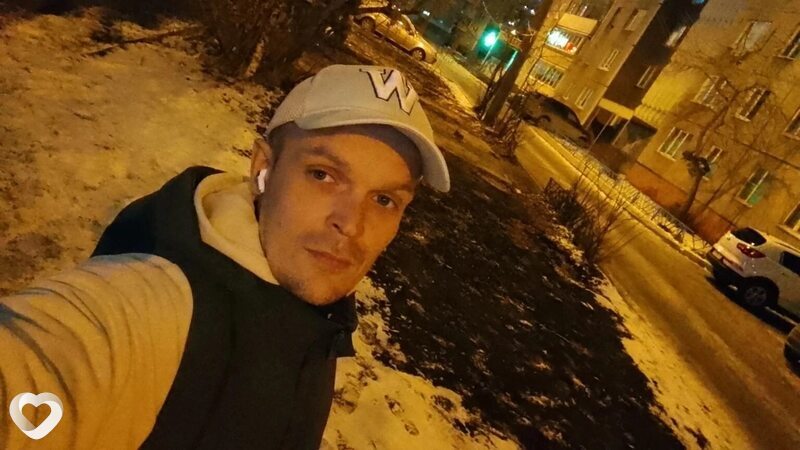 Иван, 32, Донецке — анкета №2680001