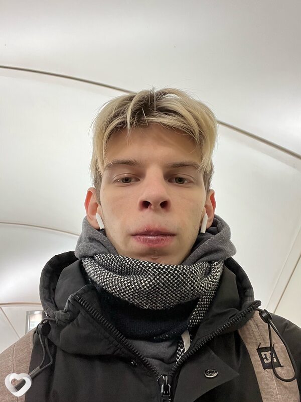 Илья, 27, Санкт-Петербурге — анкета №2680521