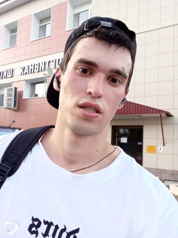 Иван, 26, Архангельске — анкета №2680783