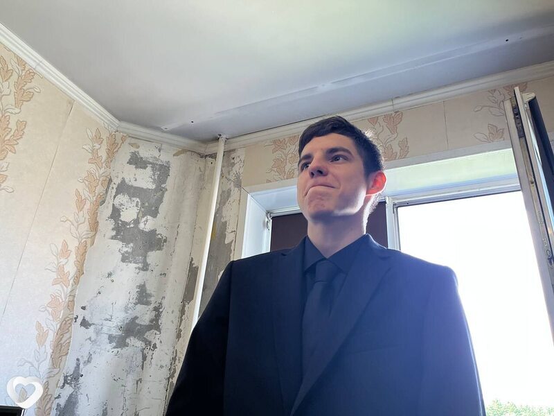Дима, 19, Новосибирске — анкета №2681107