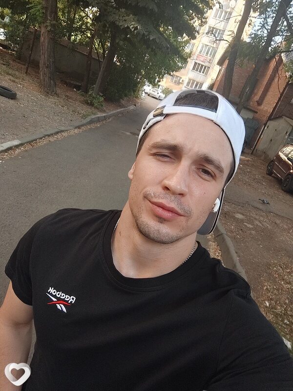 Александр, 28, Краснодаре — анкета №2681499