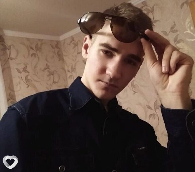Михаил, 21, Могилев — анкета №2681817