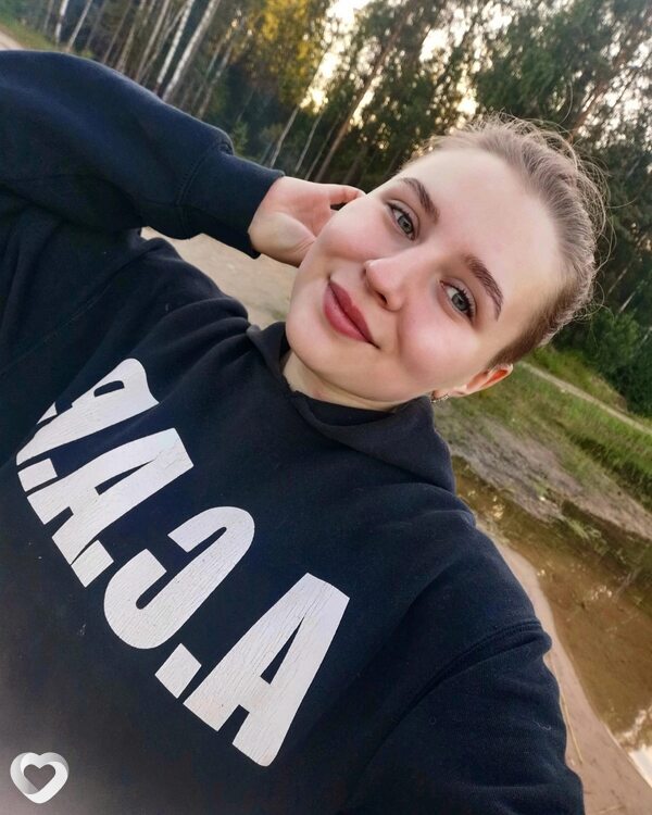 Марина, 29, Москве — анкета №2682030