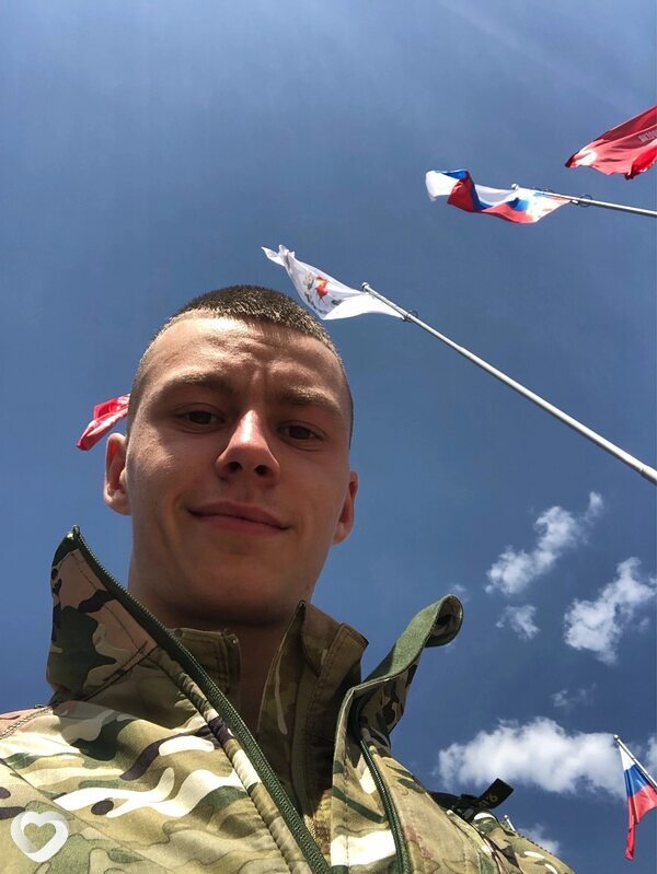 Антон, 21, Белгороде — анкета №2681742