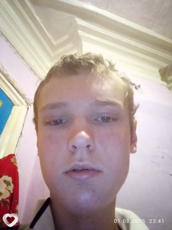 Владимир, 20, Кирове — анкета №2682245