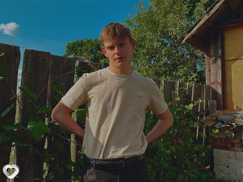 Павел, 22, Калинковичах — анкета №2682014