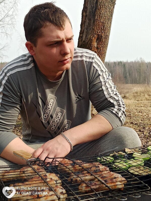 Юрий, 29, Солнечногорске — анкета №2682534