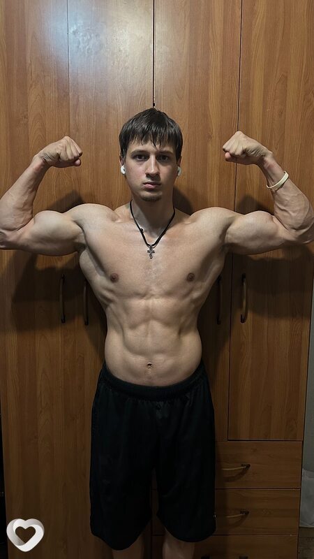 Юрий, 27, Сосновом Боре — анкета №2683180