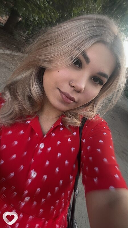 Яна, 22, Оренбурге — анкета №2685740