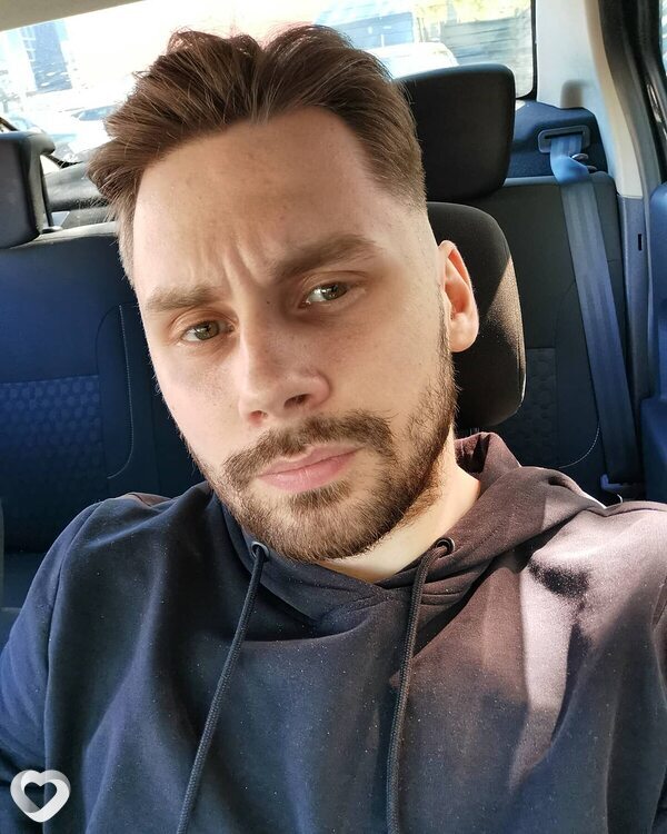 Артём, 31, Минске — анкета №2686001
