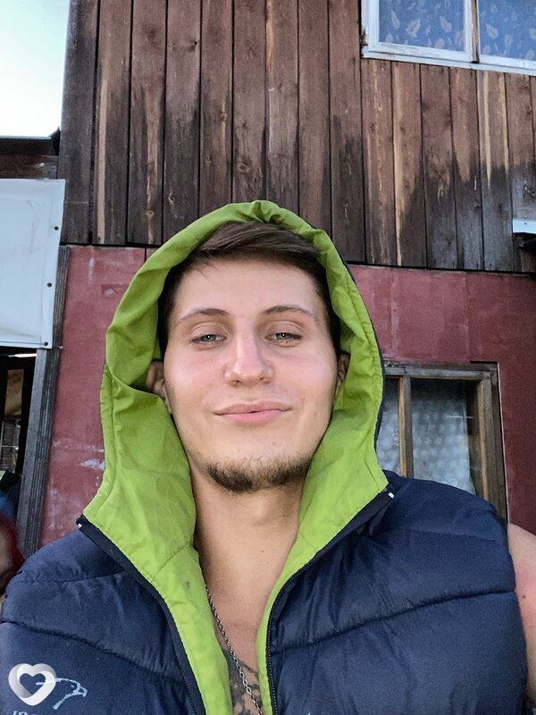 Андрей, 27, Красноярске — анкета №2686276
