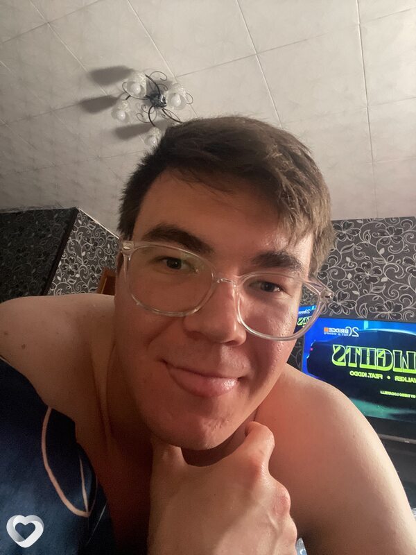 Александр, 26, Апатитах — анкета №2686656