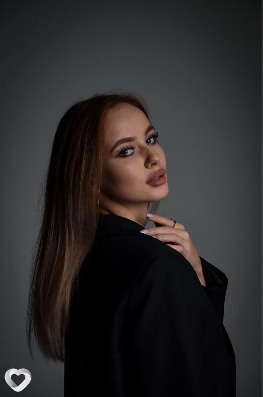 Каролина, 26, Луганске — анкета №2686886
