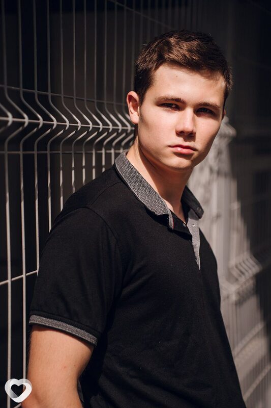 Сергей, 21, Нижнем Тагиле — анкета №2686957