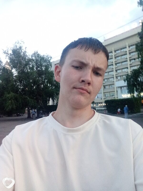 Глеб, 19, Абакане — анкета №2687436