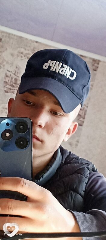 Тимофей, 22, Норильске — анкета №2687459