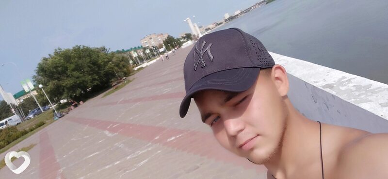 Александр, 25, Калининграде — анкета №2688058