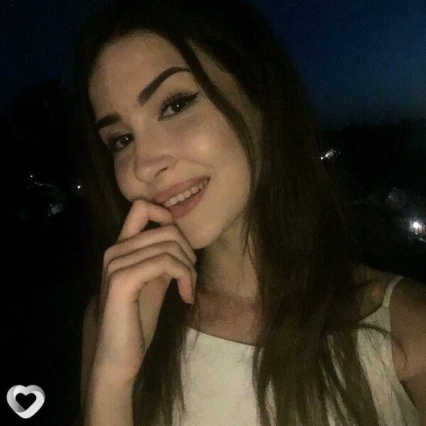 Алёна, 25, Симферополе — анкета №2688138
