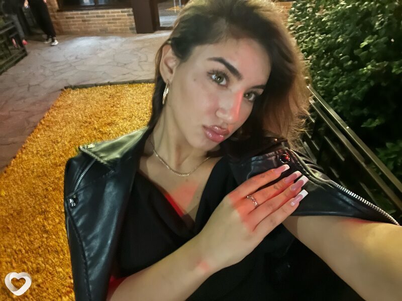 Элина, 19, Краснодаре — анкета №2688162