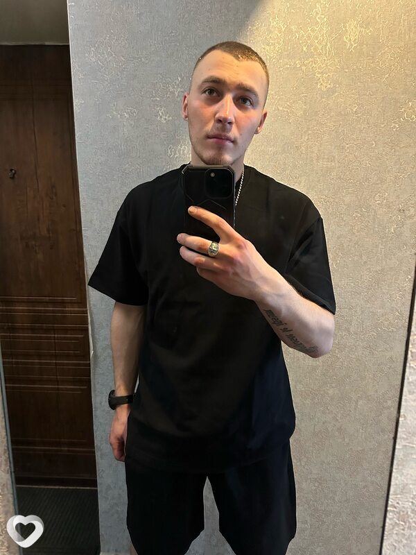 Вадим, 23, Новосибирске — анкета №2689068