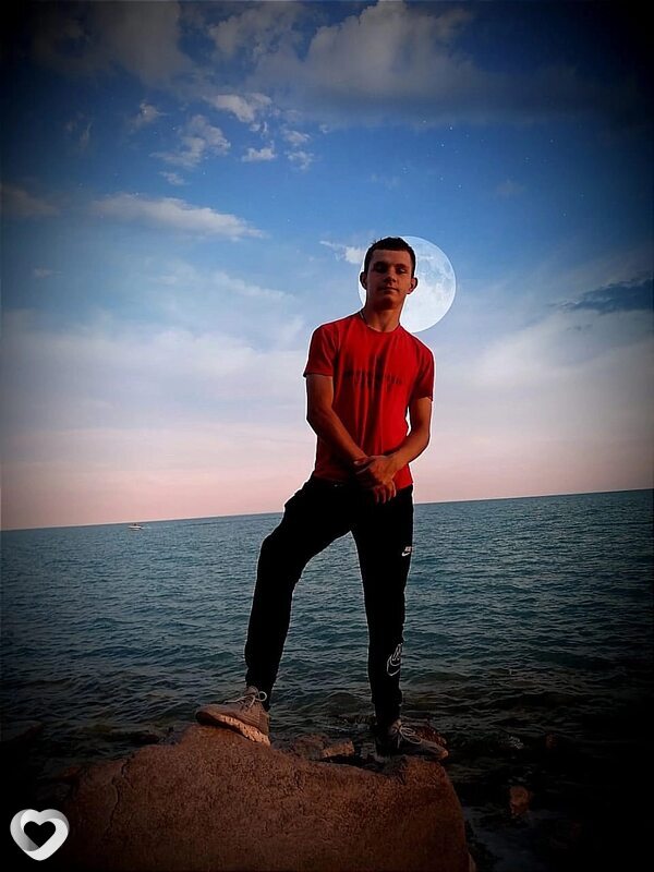 Алексей, 21, Караганде — анкета №2689519