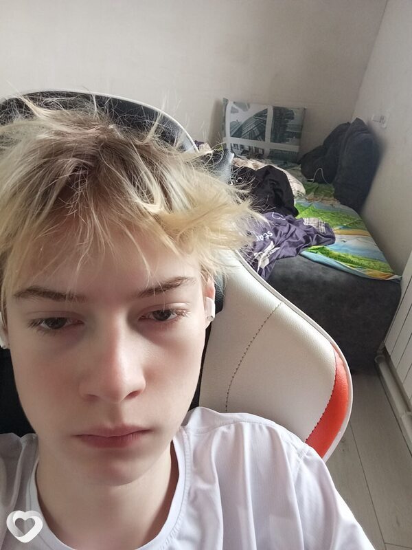 Андрей, 19, Красноярске — анкета №2689274