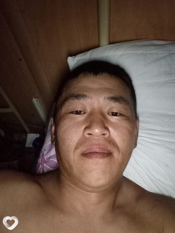 Александр, 37, Алдане — анкета №2689604