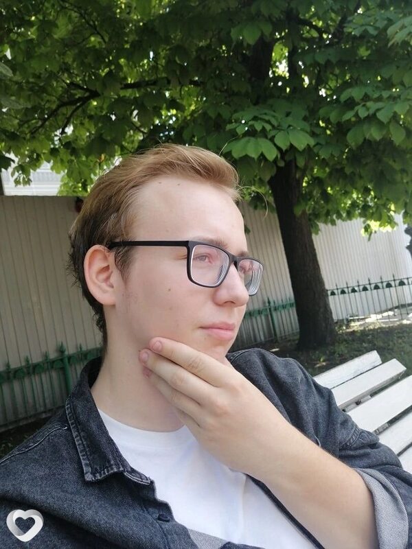 Илья, 20, Санкт-Петербурге — анкета №2689611