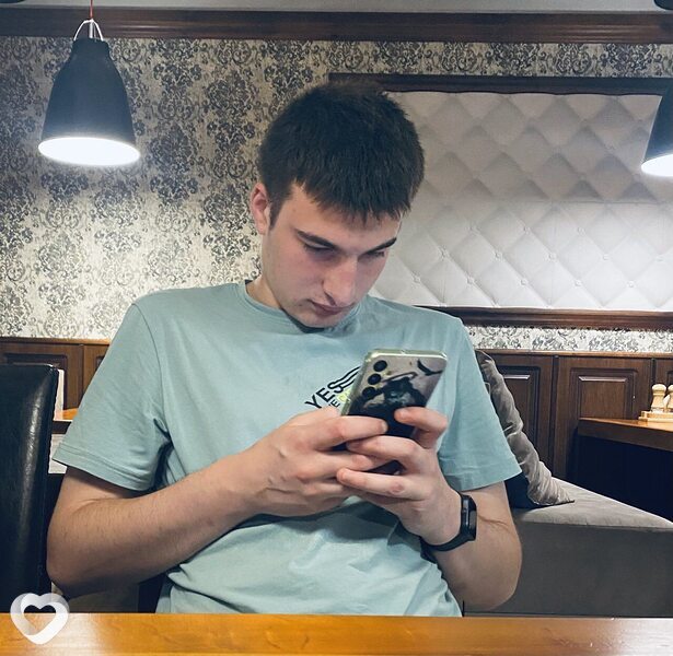 Коля, 23, Одессе — анкета №2690003