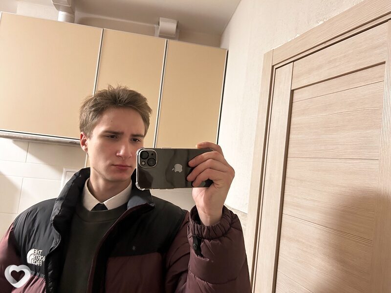 Александр, 20, Москве — анкета №2690017