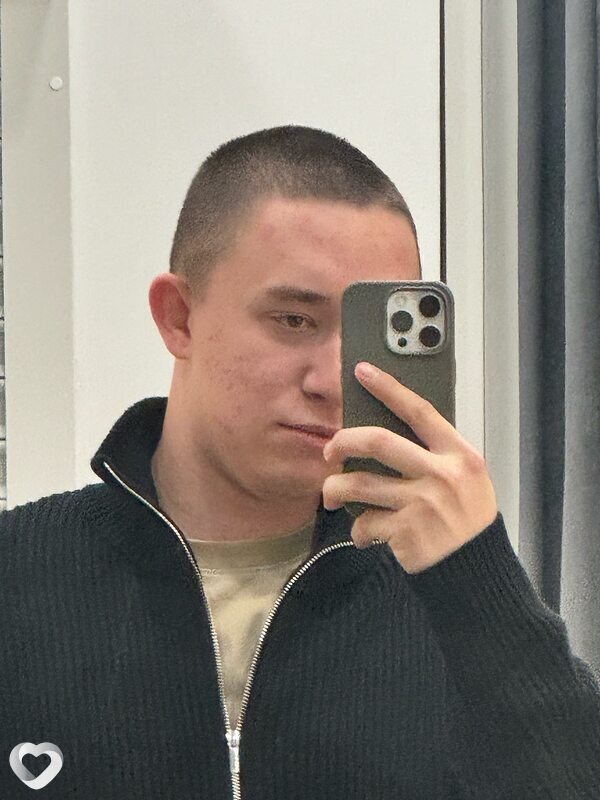 Богдан, 22, Ростове-на-Дону — анкета №2689715