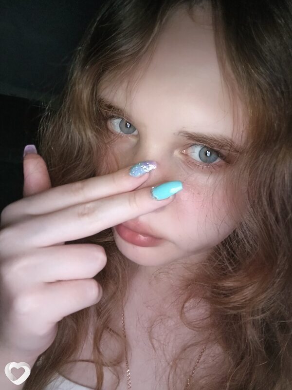 Алёна, 19, Казани — анкета №2689780