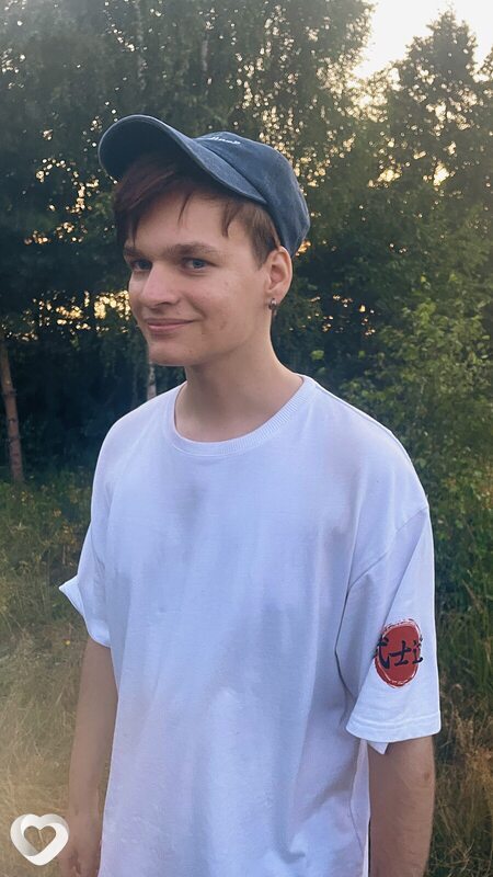 Илья, 21, Конакове — анкета №2689875