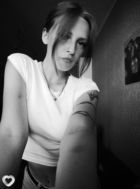 Илона, 21, Гродно — анкета №2690656