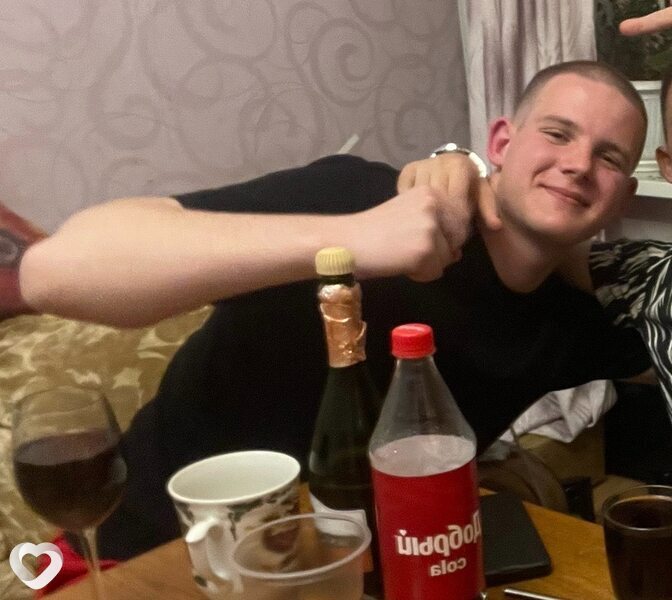 Кирилл, 20, Алдане — анкета №2690754