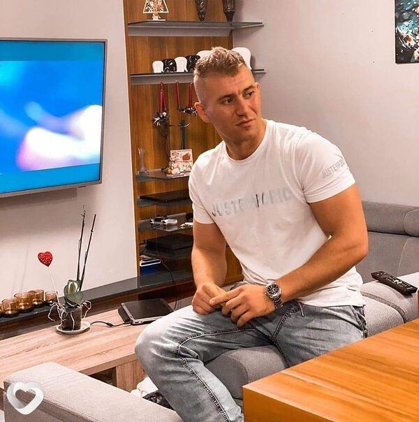 Alex, Болеславец