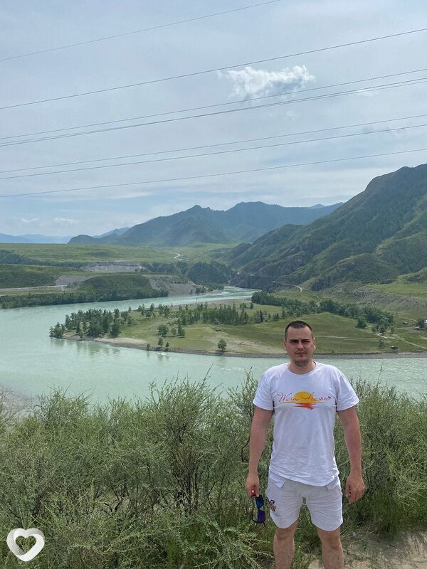 Михаил, 29, Красноярске — анкета №2691172