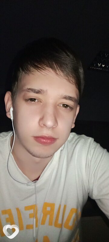 Вадим, 19, Магнитогорске — анкета №2691415