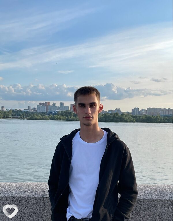 Кирилл, 19, Новокузнецке — анкета №2691708