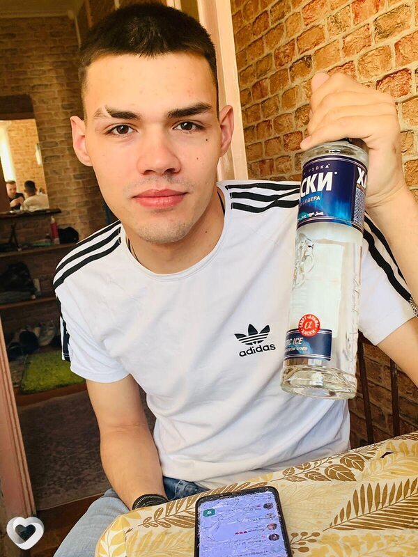 Максим, 24, Иркутске — анкета №2692045