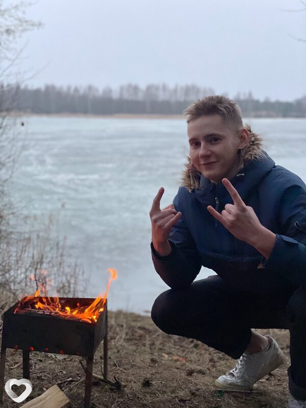 Даниил, 22, Барановичах — анкета №2691691