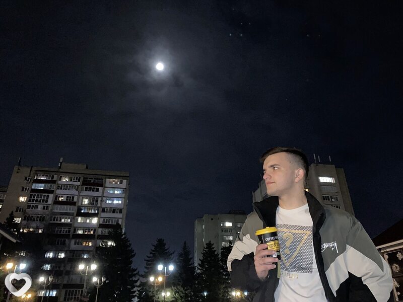 Артем, 19, Курске — анкета №2692533