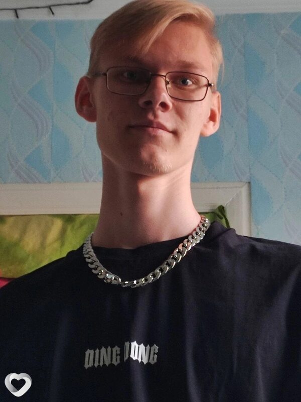 Константин, 22, Бузулуке — анкета №2693049