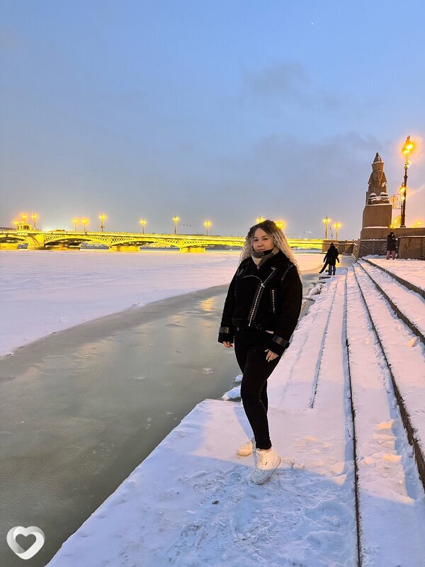 Елена, 24, Белгороде — анкета №2693602