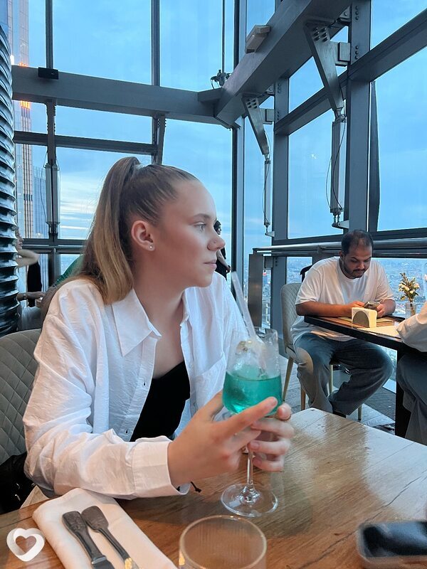 Злата, 20, Москве — анкета №2693473