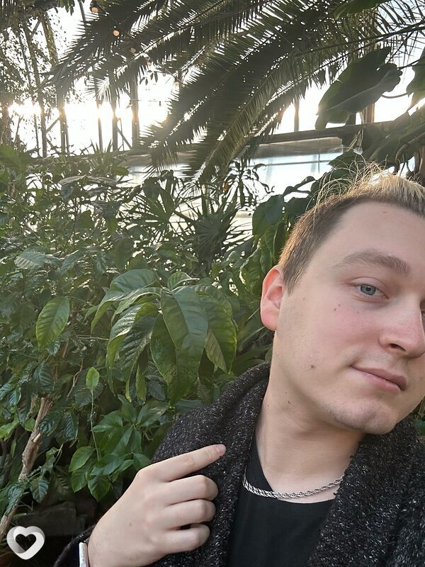 Александр, 27, Москве — анкета №2693508