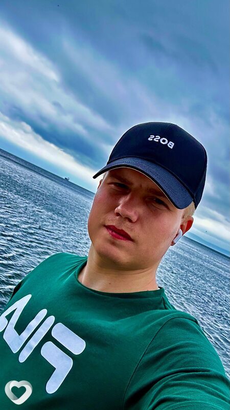 Александр, 28, Хабаровске — анкета №2694015