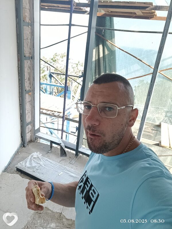 Александр, 33, Ялте — анкета №2693879