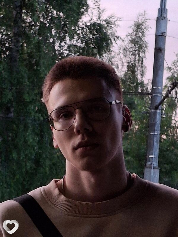 Глеб, 21, Луге — анкета №2694196
